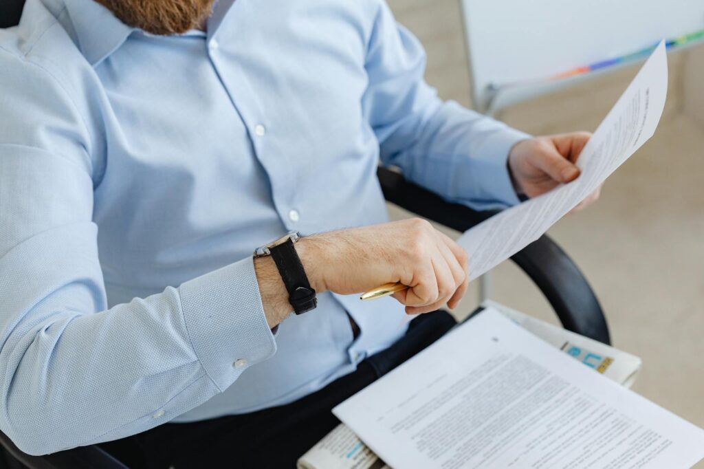 How to file a SAR in Spain