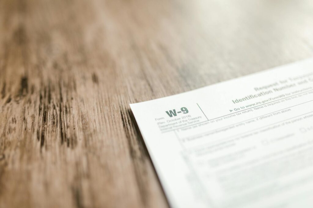 CRS for EMIs: when an EMI is a Reportable Financial Institution