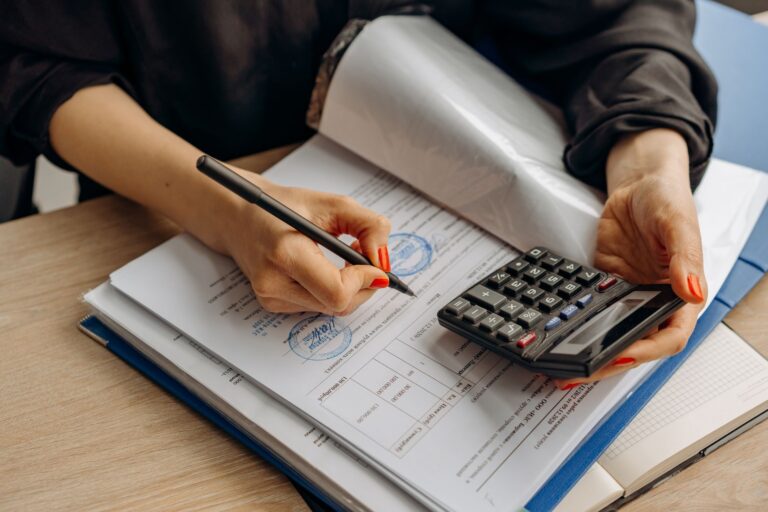 Fraud losses — who bore them, and when they count
